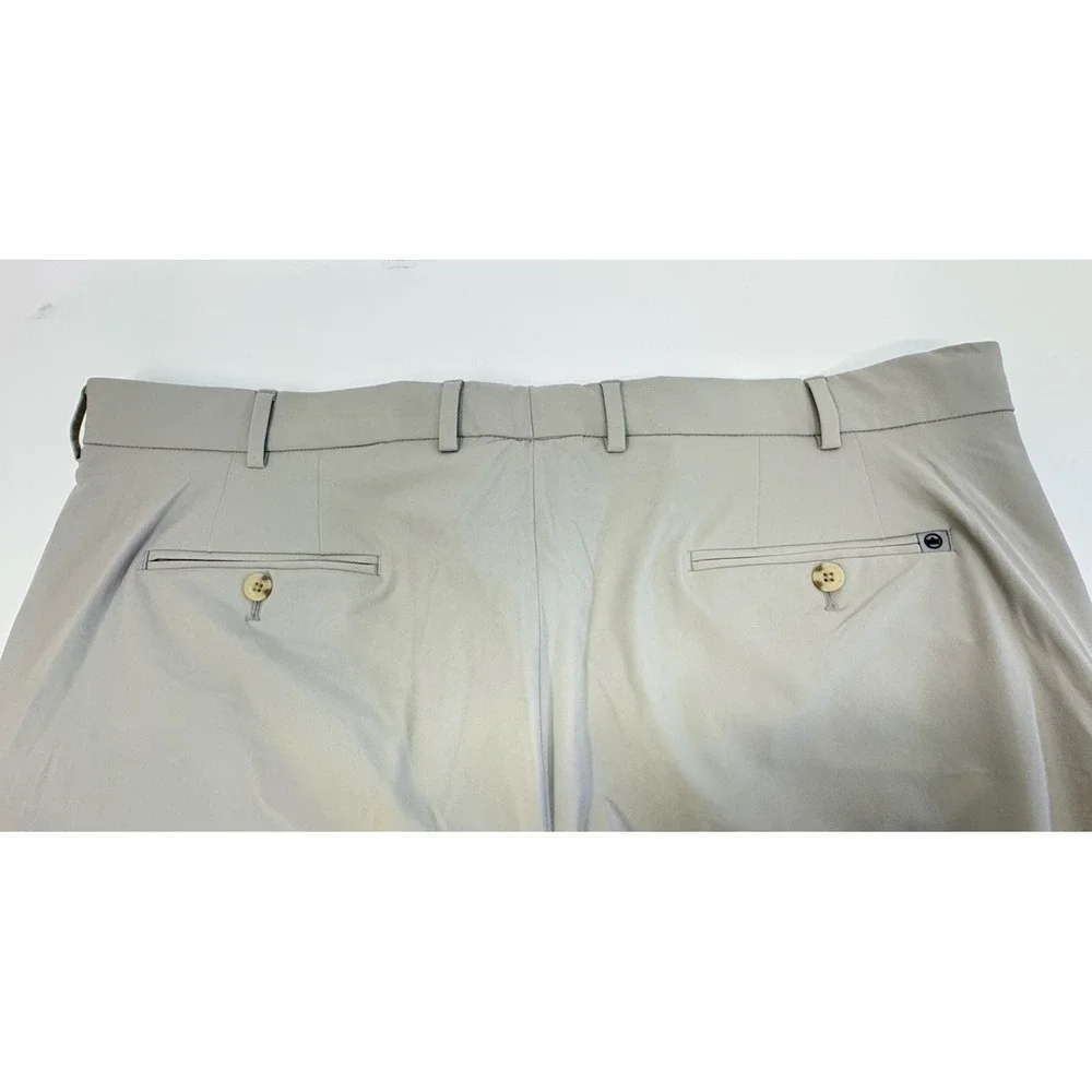 NWT Peter Crown Crafted Stealth Performance Golf Shorts OAT Tan Men's Size 40 - Picture 8 of 10